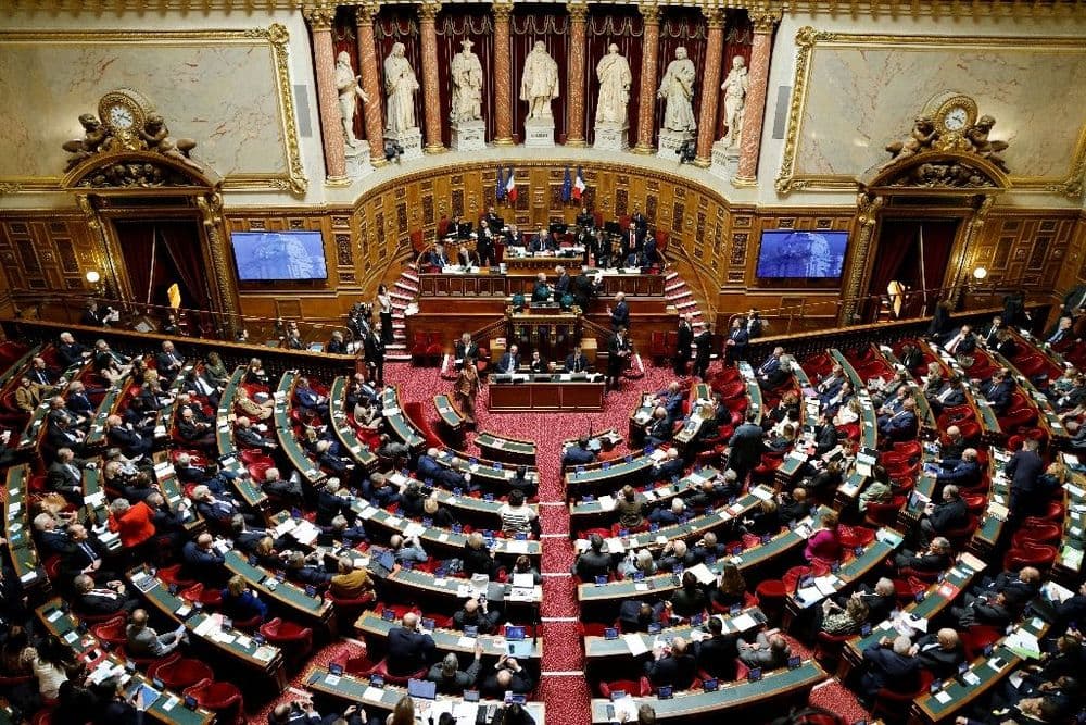 Chlordécone aux Antilles: au Sénat, des débats sur l'indemnisation des victimes terminent dans l'indignation