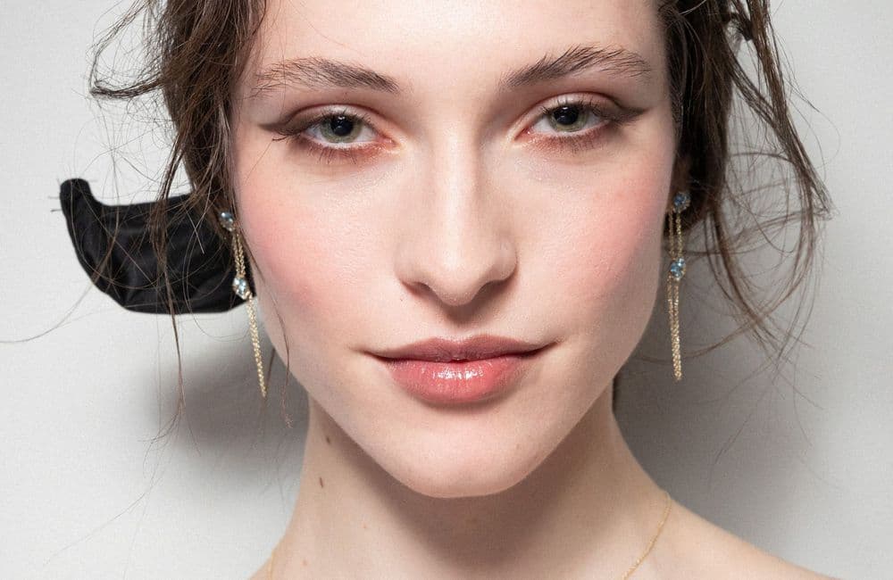 Voici l’astuce ultime pour appliquer votre blush sans en faire trop