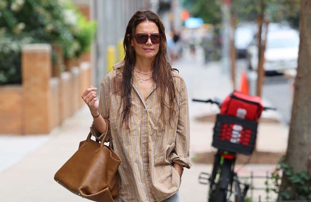 Katie Holmes, son look décontracté et chic