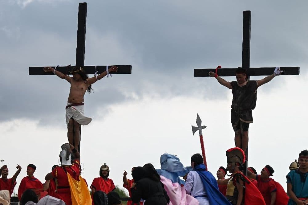 Aux Philippines, crucifixions et auto-flagellation pour le Vendredi saint