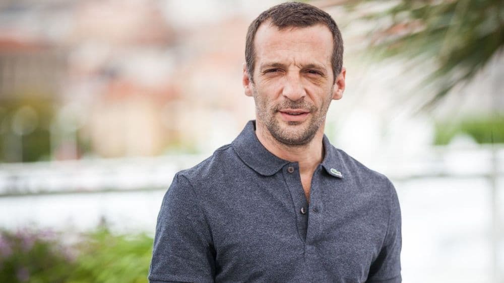 Harcelé depuis son discours sur la disparition du “français de souche”, Mathieu Kassovitz fait une mise au point