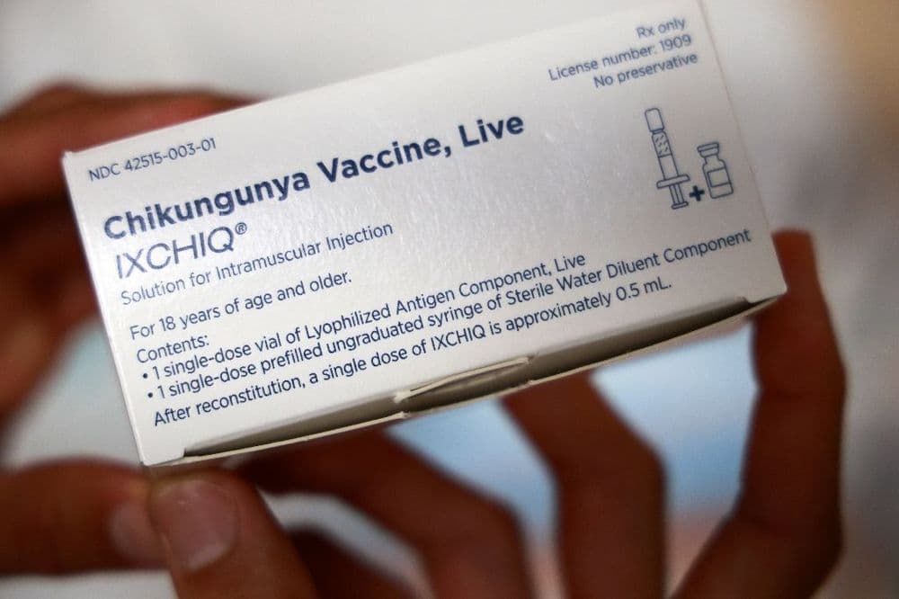 A La Réunion, inquiétude et défiance après un décès lié au vaccin contre le chikungunya