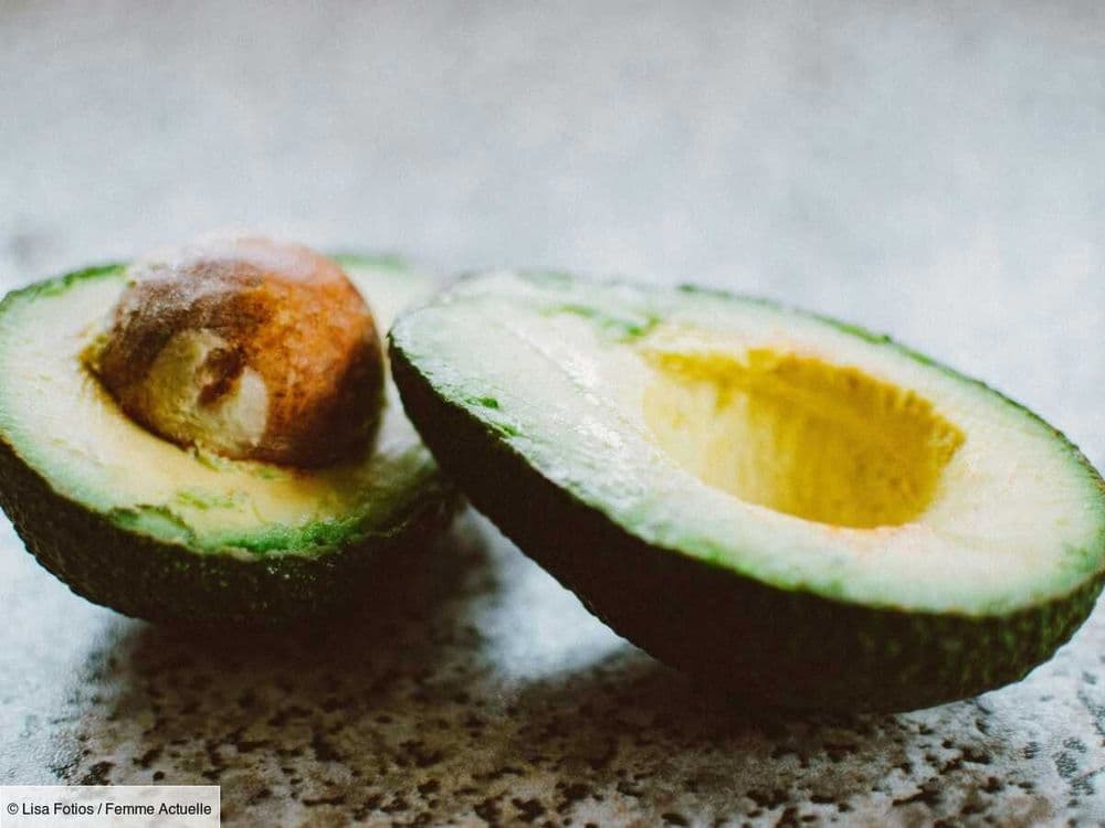 Avocat trop dur : l’astuce toute bête et super efficace pour l’attendrir instantanément !