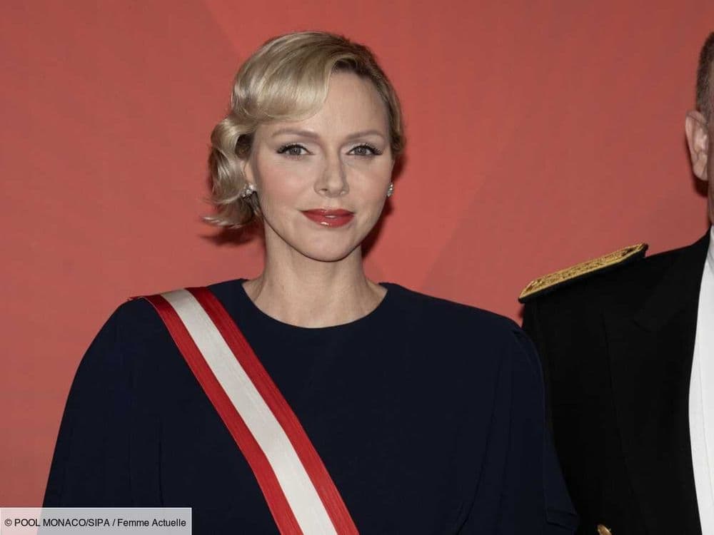 Charlène de Monaco brille de mille feux dans une robe de gala Louis Vuitton lors de la Fête nationale de Monaco