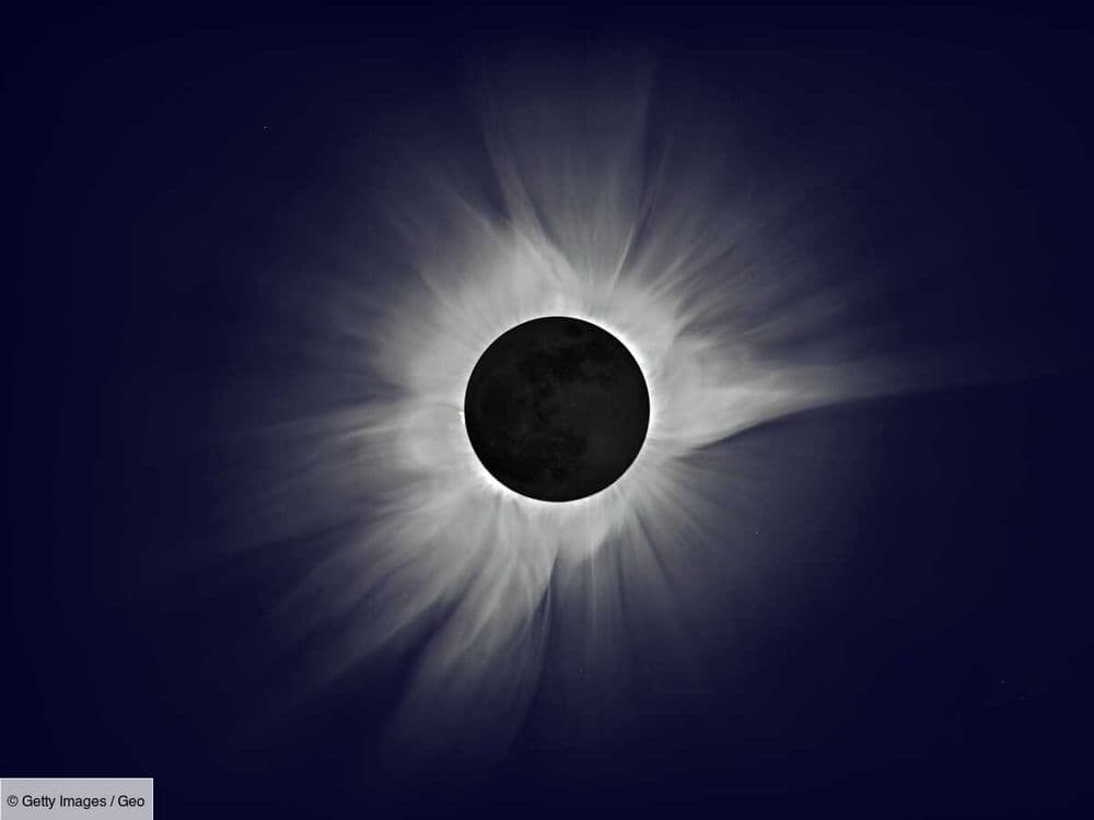 Pourquoi regarder une éclipse solaire sans lunettes adaptées est-il dangereux pour les yeux ?