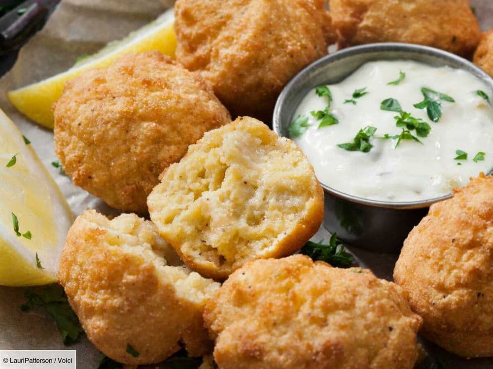 Accras de morue : la recette traditionnelle et croustillante qui va réchauffer vos apéritifs