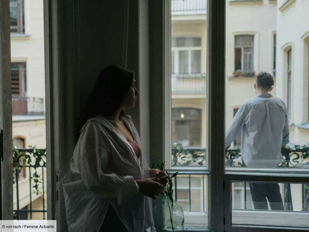 Détachement amoureux : 5 signes qui montrent que votre partenaire prend ses distances
