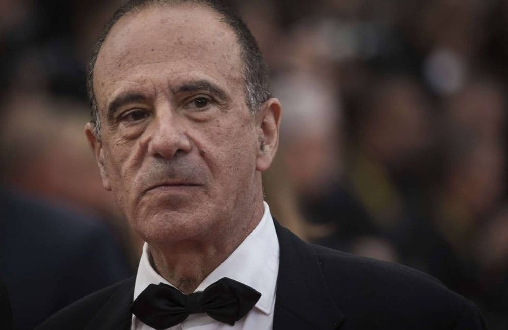 Affaire Gérard Miller : une femme accuse le psychanalyste de viol sur mineure et dénonce la lenteur de la justice