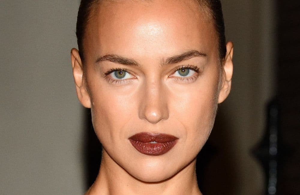 À 39 ans, Irina Shayk dévoile son secret belle peau