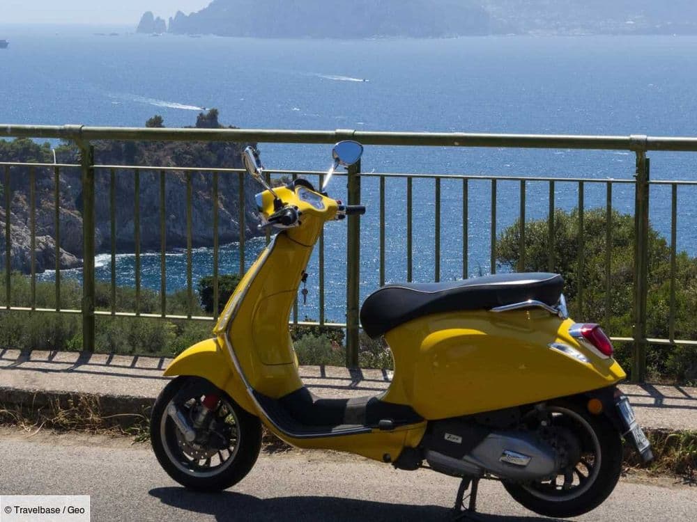 Positano, Sorrente, Amalfi... Découvrir les joyaux de la côte amalfitaine en Vespa