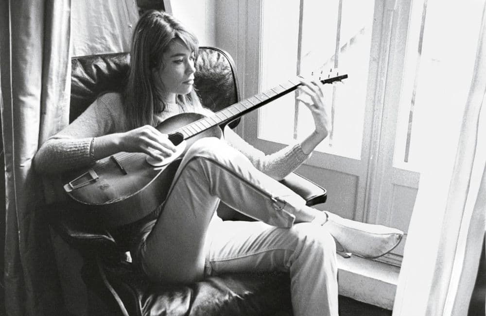 Quand Françoise Hardy nous ouvrait son album photo personnel