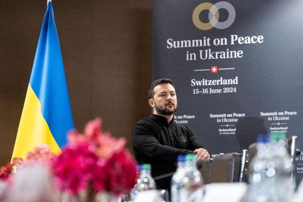 En Suisse, le sommet sur la paix réaffirme l'intégrité de l'Ukraine mais appelle à associer la Russie