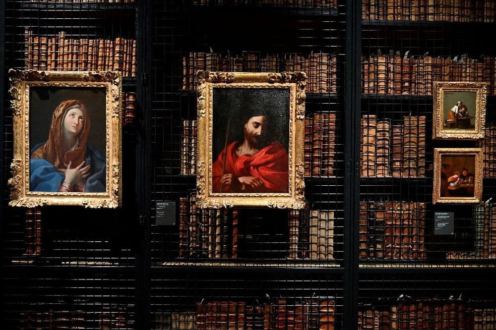 A Carpentras, en Provence, une bibliothèque-musée unique ouvre grand les portes du savoir