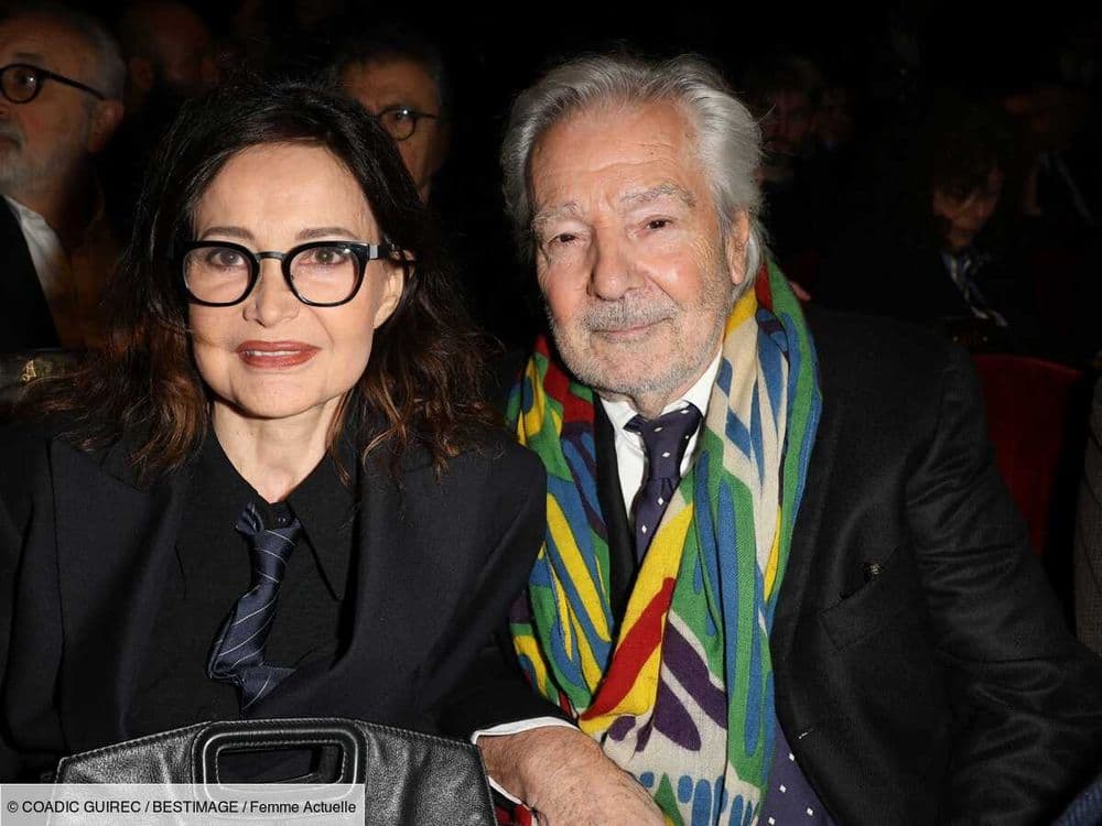 Pierre Arditi "beau-grand-père" :  l'acteur affirme être épanoui avec la petite-fille d'Evelyne Bouix,  son épouse