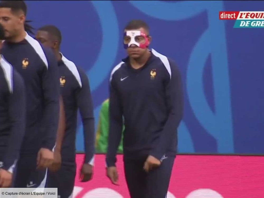 Kylian Mbappé blessé au nez : il s’affiche pour la première fois avec son masque (ZAPTV)