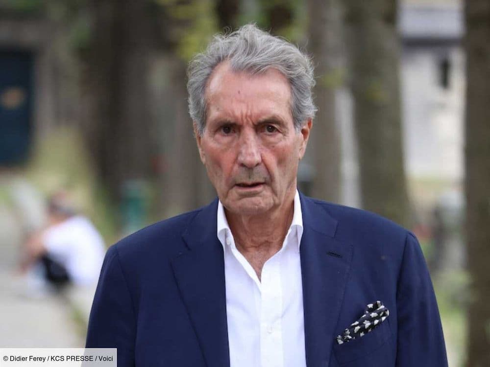 "J'ai décidé de ne pas poursuivre" : Jean-Jacques Bourdin quitte l'antenne de Sud Radio après trois saisons