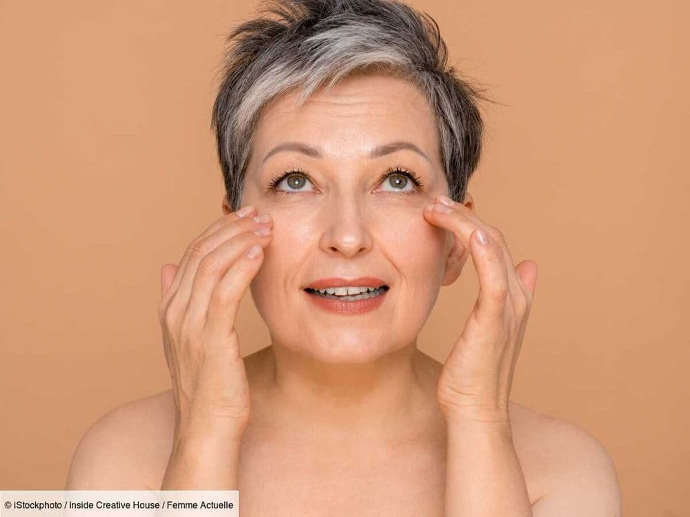 Rides sur le front : voici 3 produits à intégrer dans sa routine anti-âge pour les prévenir et les lisser, selon des dermatologues