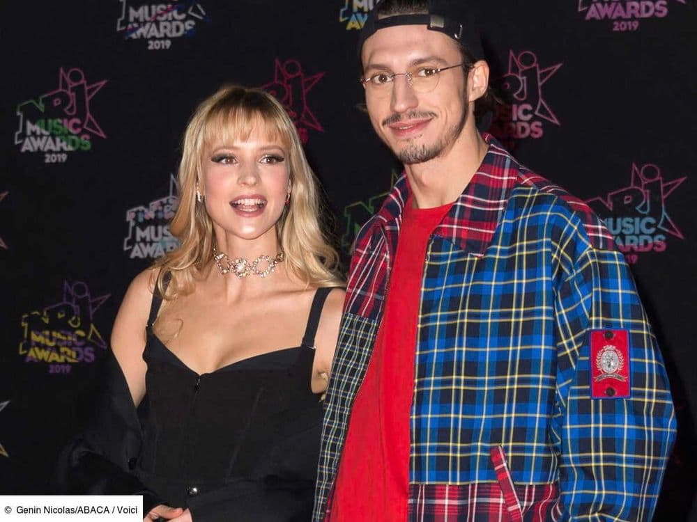 Roméo Elvis papa  : des premiers clichés de sa fille dévoilés, Angèle déjà gaga de sa nièce