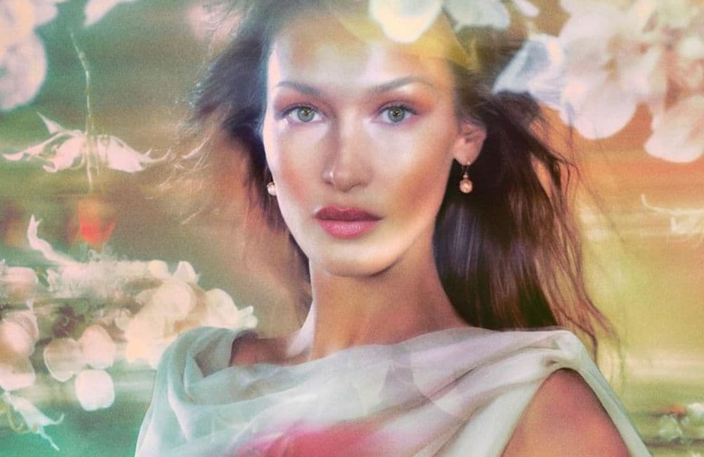 Bella Hadid dévoile ‘Ôrəbella, sa gamme de parfums hydratants qui amplifient l'aura