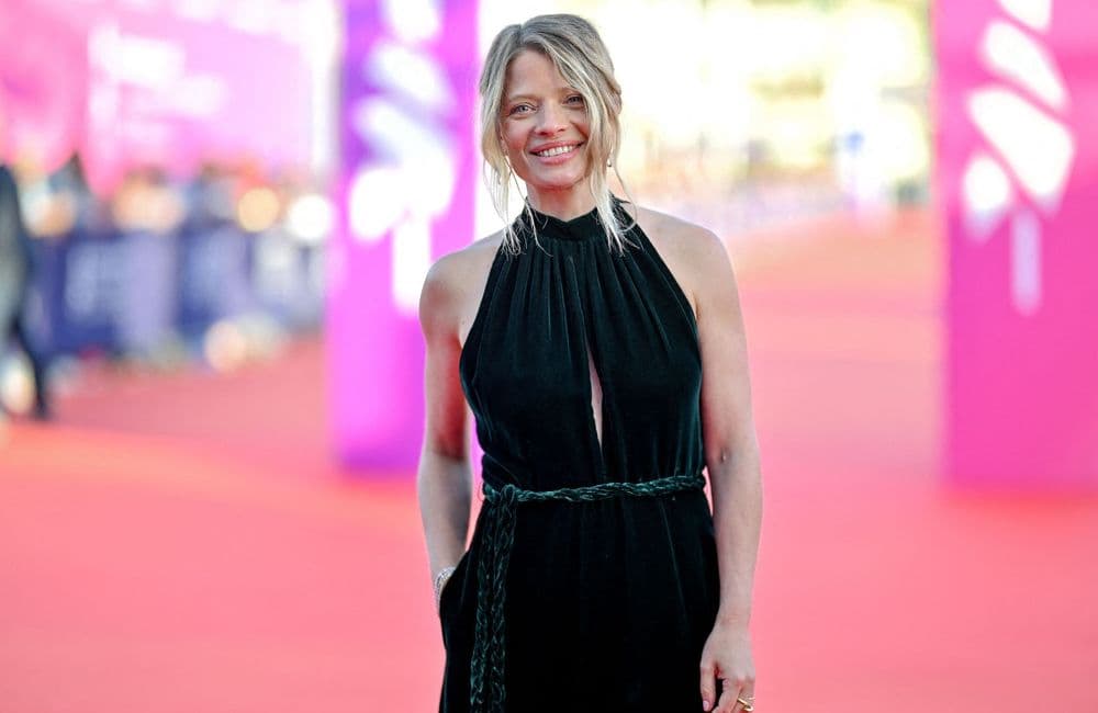 Mélanie Thierry, l’épouse de Raphaël, fait de rares confidences sur son rôle de mère de famille