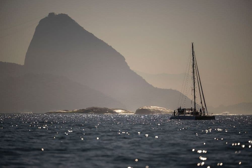 Dans la baie de Rio, naviguer à l'aveugle prend un nouveau sens