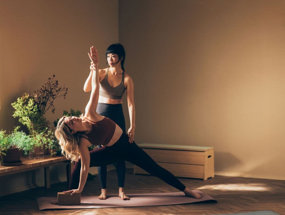 Voici 4 postures de yoga que vous faites sûrement mal