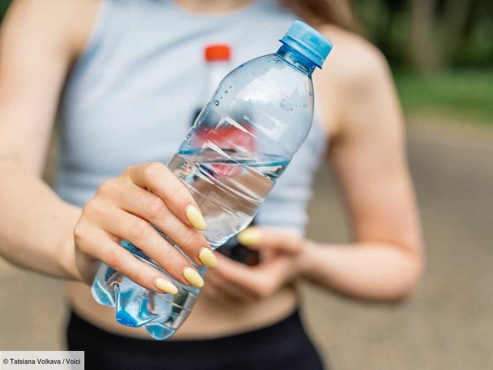 Combien de temps peut-on garder une bouteille d’eau en plastique ouverte ?
