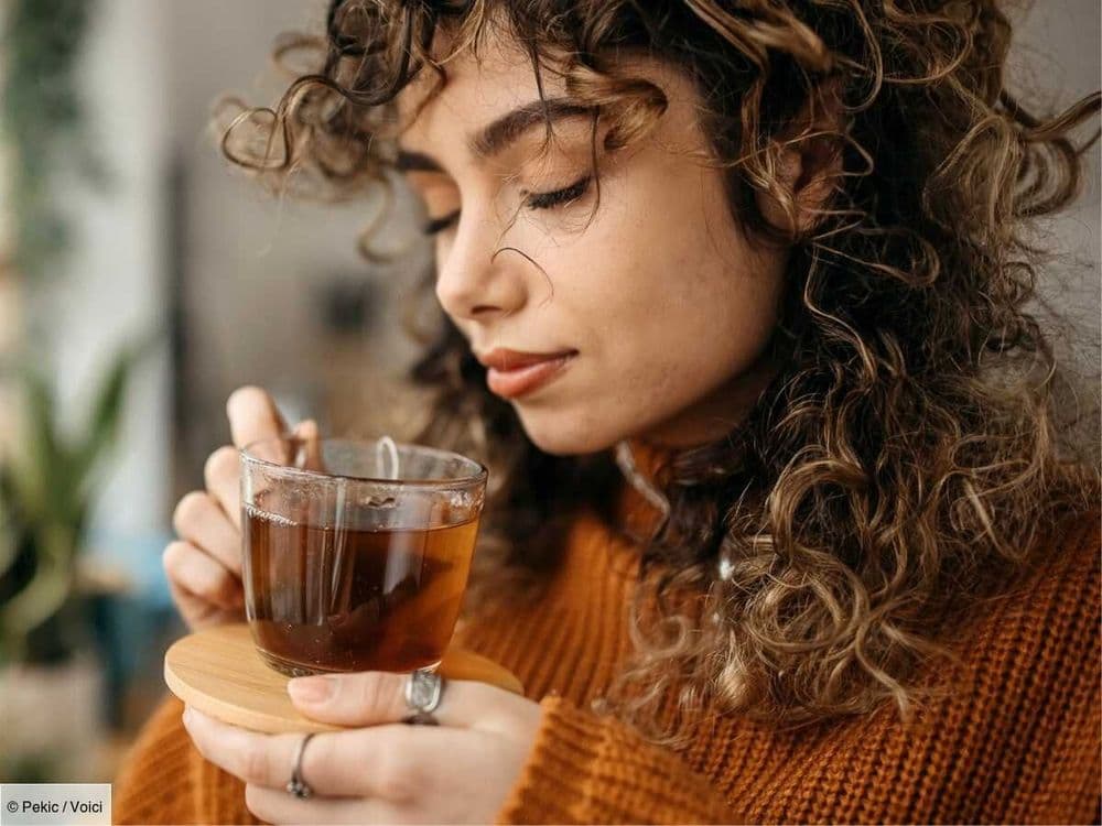 Acné hormonale : cette boisson naturelle permet de diminuer les boutons présents sur la peau