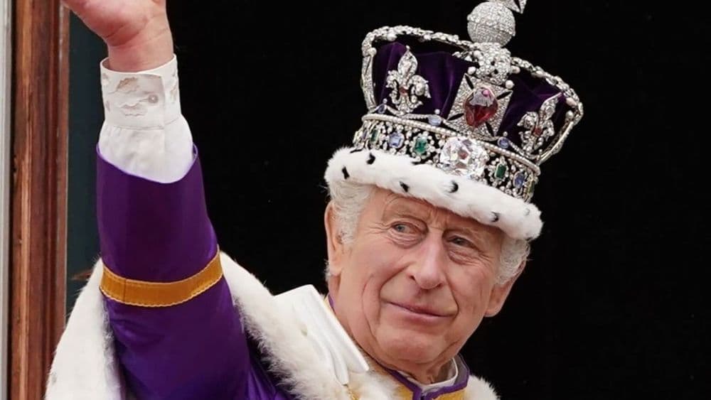 Charles III malade : ce guide spirituel grec qu’il suit aveuglément