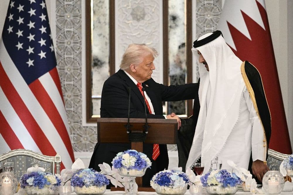 Trump à Abou Dhabi après avoir été fêté à Ryad et Doha