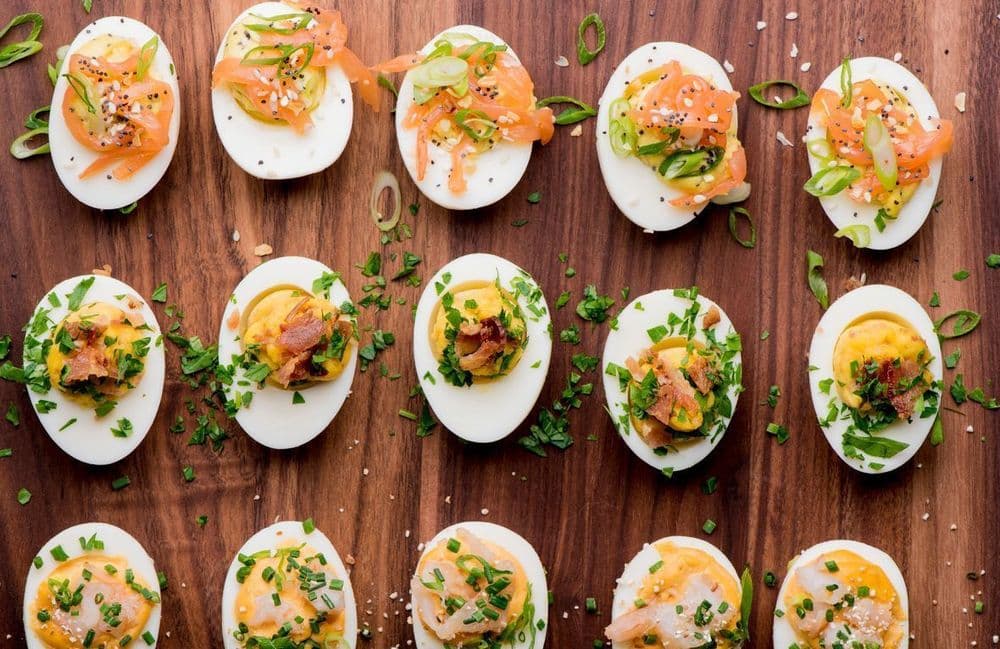 Tendance « egg flight » : les meilleures garnitures à tester