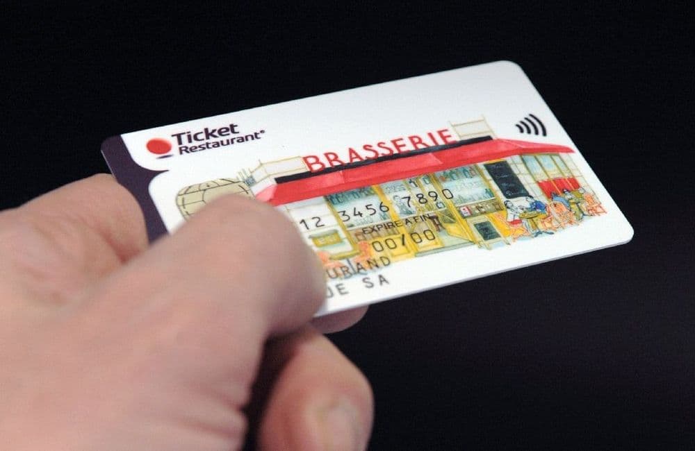 La CNTR, superviseur du titre-restaurant, redoute la suppression du dispositif