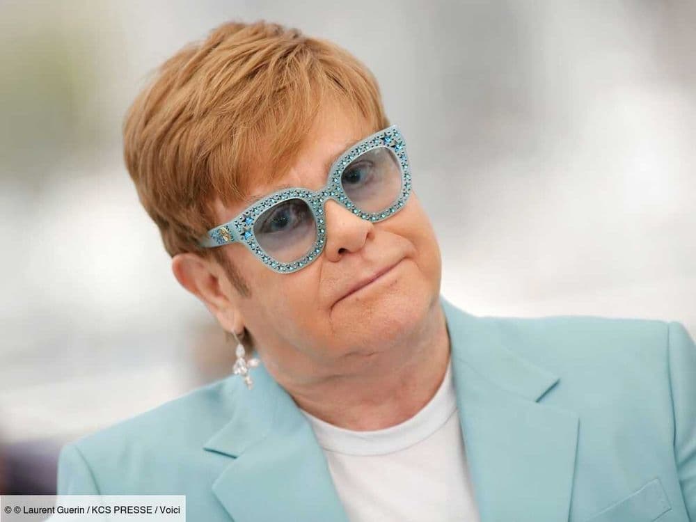 "Je ne vois plus rien" : Elton John obligé de repousser son prochain album en raison de ses problèmes de vue