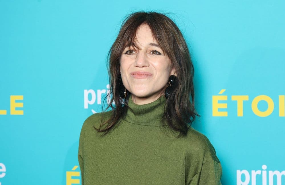 Charlotte Gainsbourg revient avec émotion sur la mort de sa soeur Kate Barry