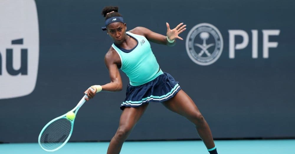 Miami: Gauff tombe de haut