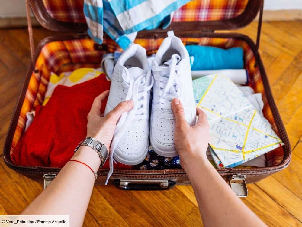 Comment ranger des chaussures d'été dans une valise ? L'astuce toute simple pour ne pas les abîmer