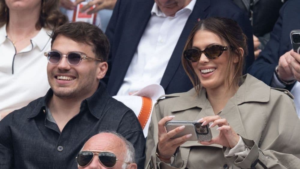 "Je me suis séparée" : Iris Mittenaere (31 ans) "sous pression" avec Antoine Dupont, elle se confie