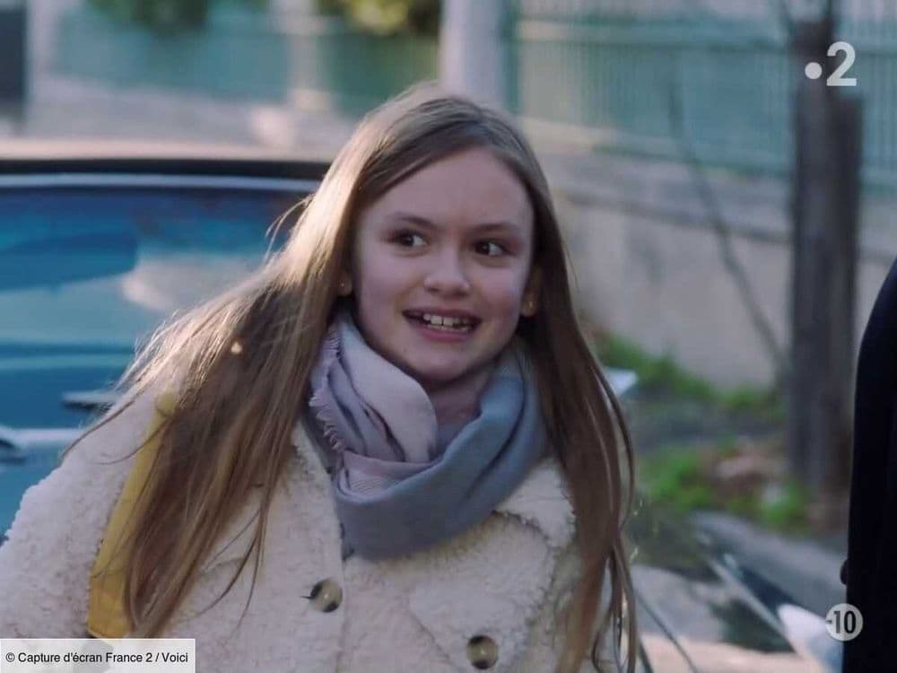 Romane Libert (Simon Coleman) : son père est un célèbre acteur d'Ici tout commence