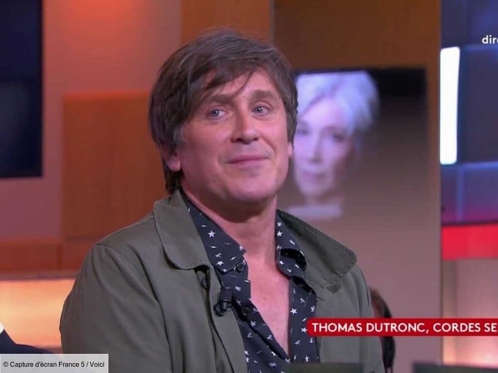 "Elle n’aurait certainement pas voulu" : ce grand projet de Thomas Dutronc que sa mère Françoise Hardy n'aurait pas du tout apprécié