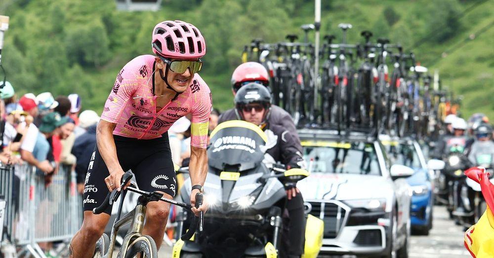 La 17e étape du Tour de France en direct: Carapaz en solitaire