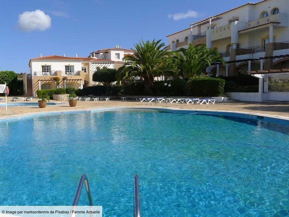 Gravement blessé alors qu'il squattait une piscine, un jeune homme porte plainte contre les copropriétaires pour négligence