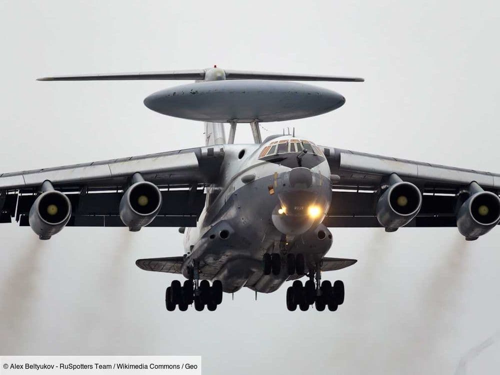 L'Ukraine continue à chasser les avions radars Beriev A-50 où qu'ils soient, et même à l'usine