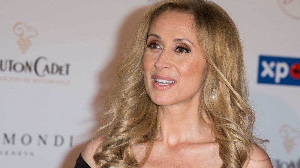 Lara Fabian (55 ans) dit adieu à sa carrière à cause de sa santé ? "Mon cerveau a complètement..."