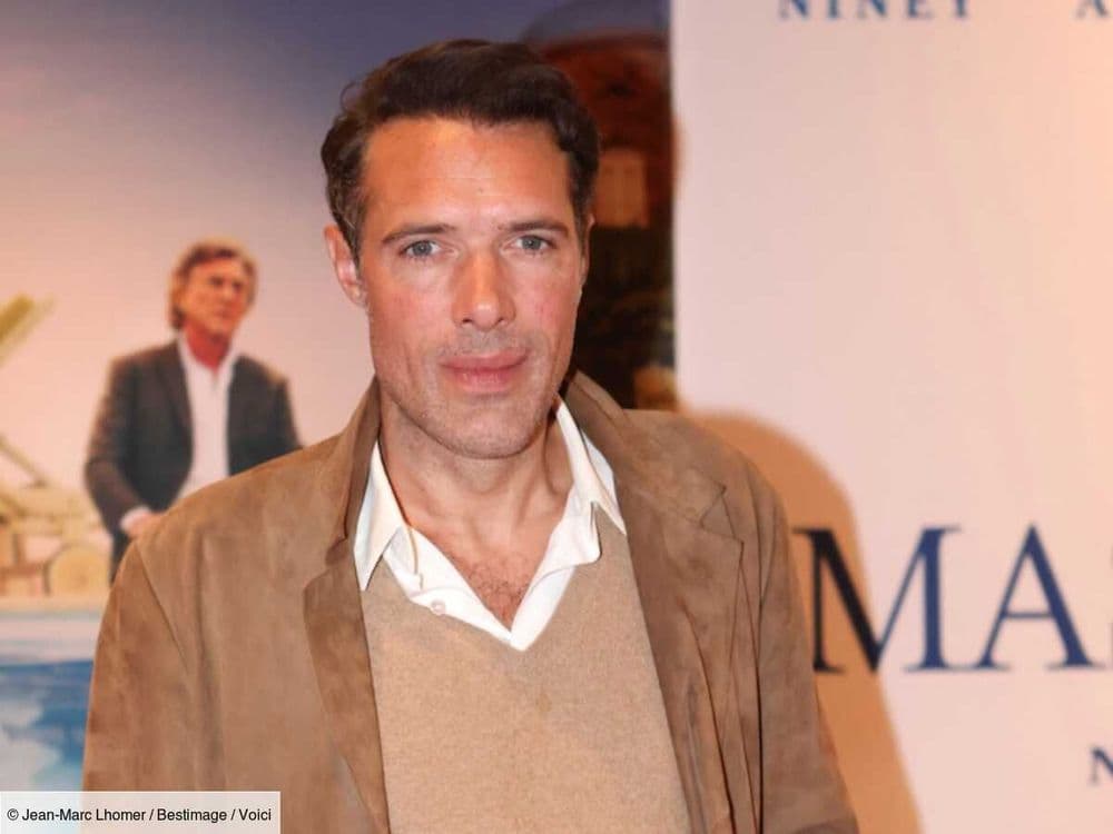 Nicolas Bedos condamné pour agressions sexuelles : des militantes féministes s'attaquent à son éditeur après la parution de son ouvrage