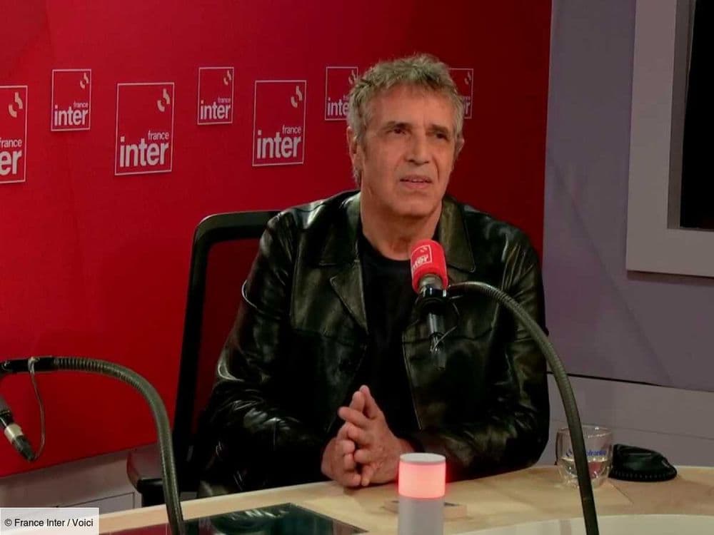 "J’espère qu’il n’a pas eu peur" : Julien Clerc se confie sur la disparition brutale de son frère Gérard Leclerc