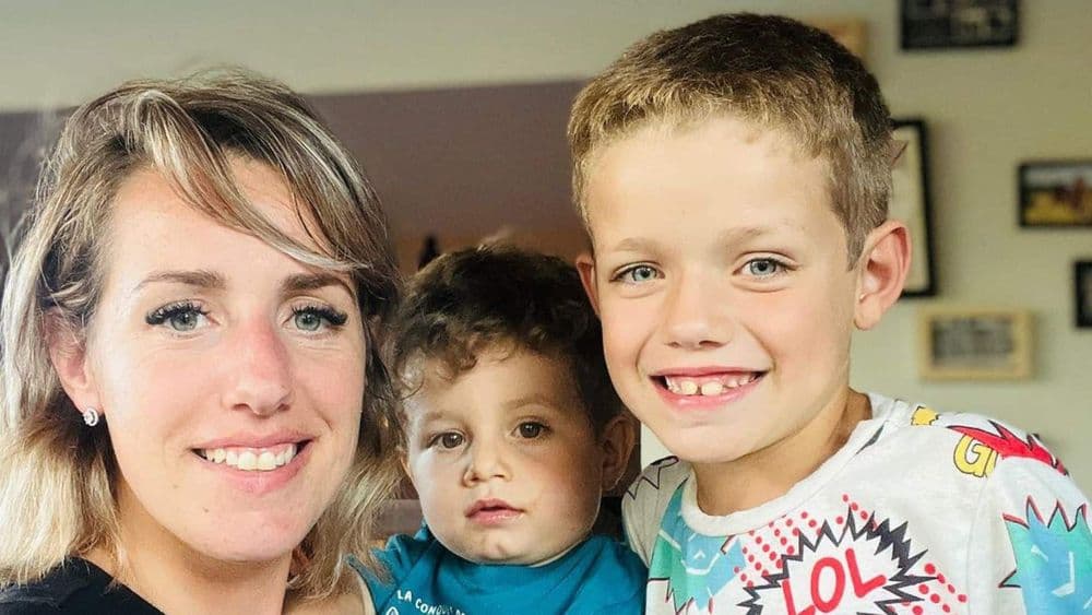 Claire (L'amour est dans le pré) : elle donne des nouvelles de son fils après son passage aux urgences !