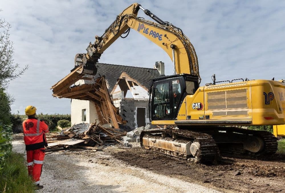 Finistère: premières démolitions de maisons menacées par la montée des eaux