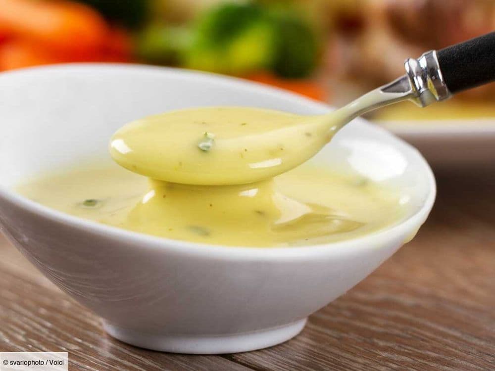 Sauce béarnaise maison : la recette ultra gourmande et onctueuse pour vos viandes grillées