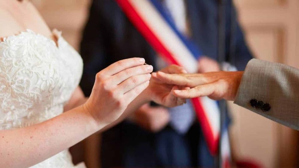 "Je ne peux plus..." : ce candidat de Mariés au premier regard 2024 agace déjà sa femme... Le mariage en danger ?