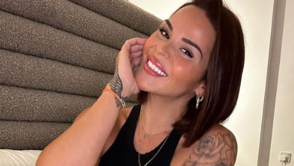 "J’ai envie de… " :  amoureuse, Sarah Fraisou fait une grande annonce !
